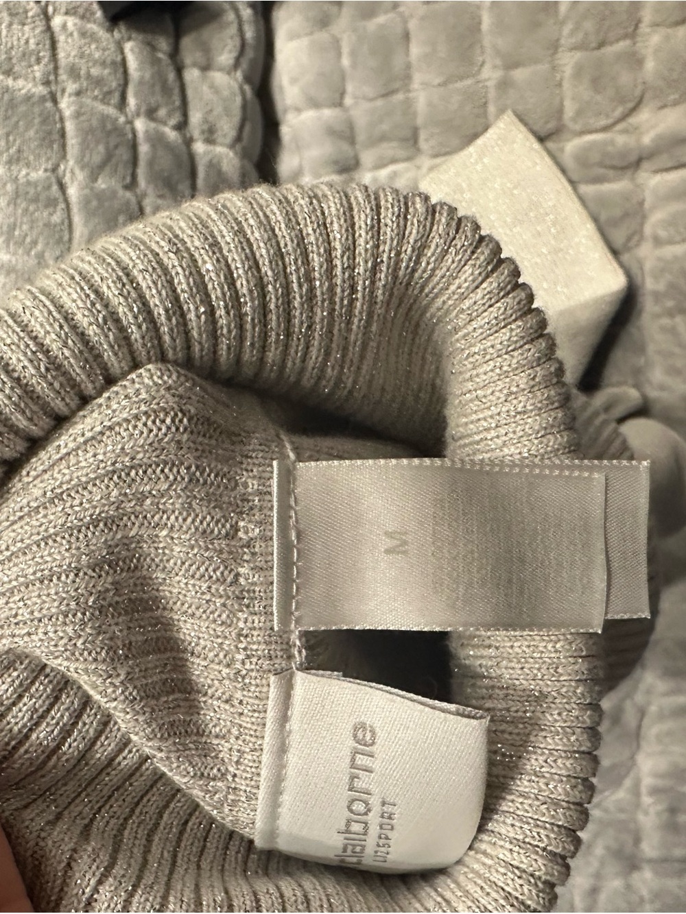 Liz Claiborne Light Gray Turtleneck Sweater - Picture 3 of 3